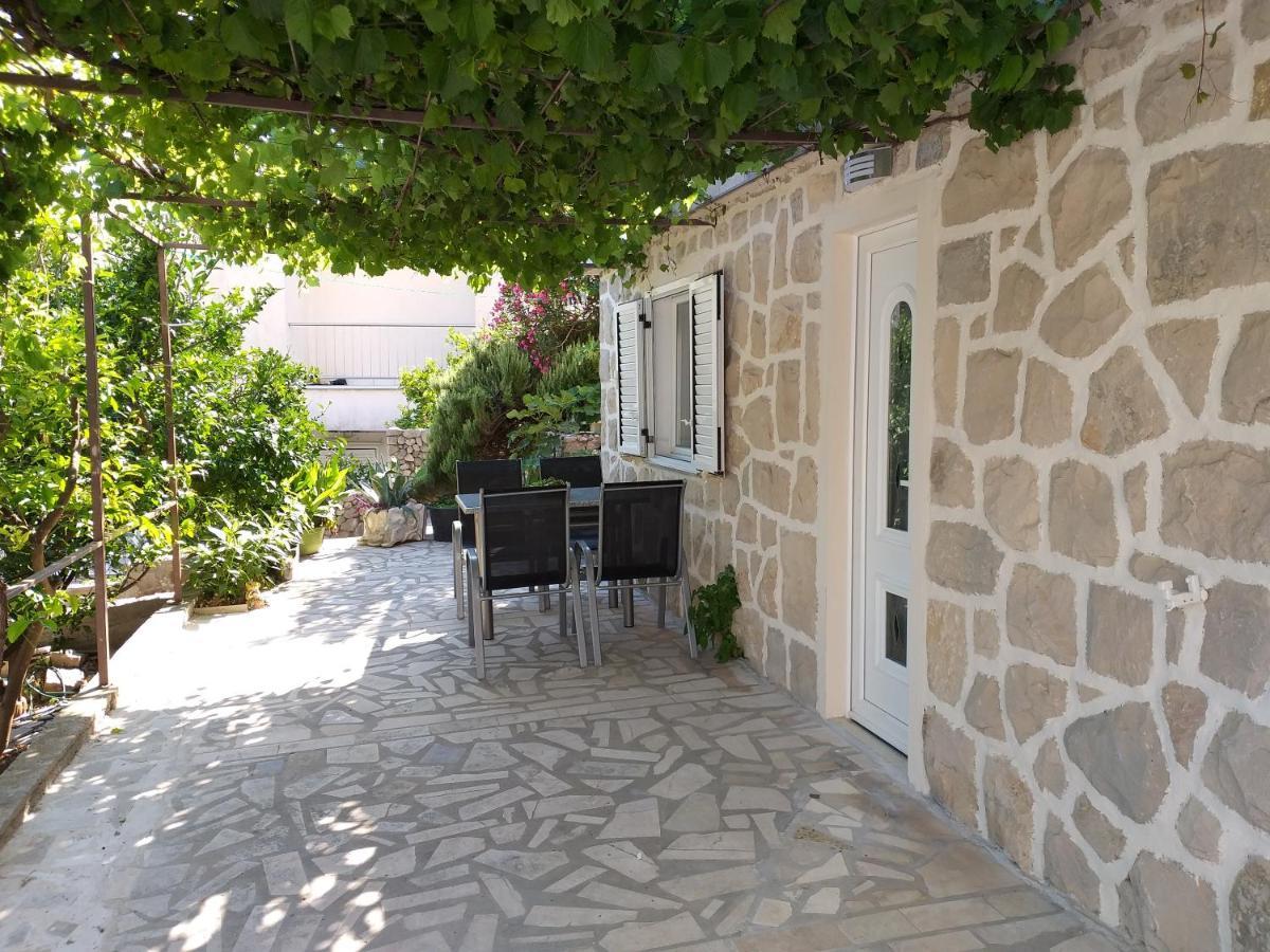 Apartman Saric K&M Baška Voda Zewnętrze zdjęcie